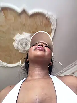 MonicaSex  online show from May 3, 2026, 6:36 pm