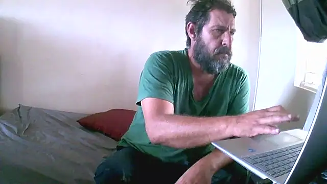 Snapshot of TryingWind chatting on October 20, 2025, 8:15 am TryingWind online show from October 20, 2025, 8:15 am