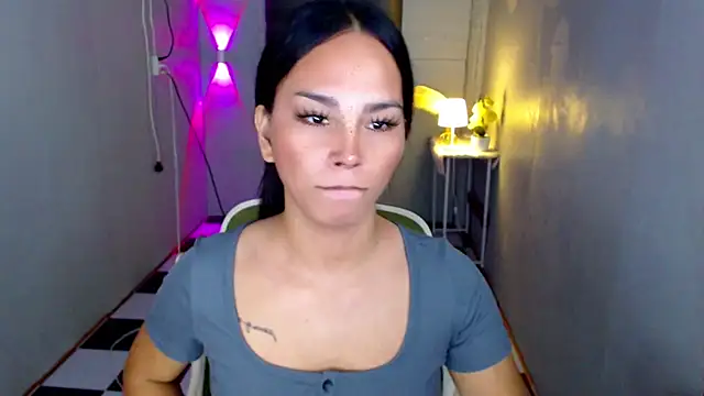 Snapshot of urnaughtydolly69 chatting on May 7, 2026, 1:38 pm urnaughtydolly69 online show from May 7, 2026, 1:38 pm