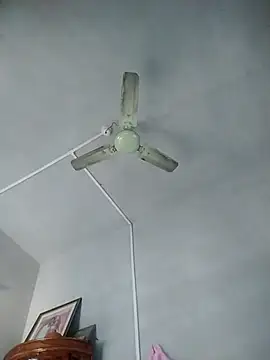 Snapshot of Dogol1990 chatting on October 1, 2025, 5:57 am Dogol1990 online show from October 1, 2025, 5:57 am