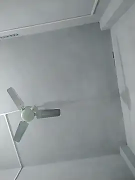 Snapshot of Dogol1990 chatting on October 21, 2025, 6:19 pm Dogol1990 online show from October 21, 2025, 6:19 pm