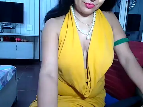 yourradhika online show from April 9, 2026, 8:03 pm