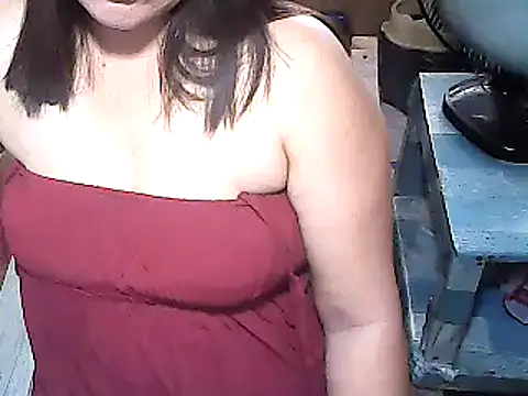 Snapshot of lovely4all101 chatting on February 24, 2025, 5:43 am lovely4all101 online show from February 24, 2025, 5:43 am