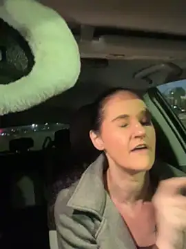 Snapshot of lolabunny9 chatting on January 25, 2025, 11:22 pm lolabunny9 online show from January 25, 2025, 11:22 pm