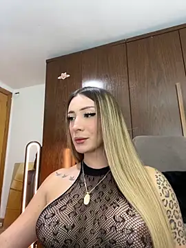 bunny bicht online show from November 26, 2025, 3:24 pm