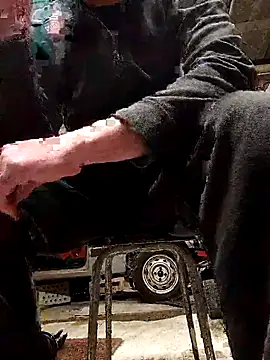 Snapshot of dede29372 chatting on January 12, 2026, 10:48 pm dede29372 online show from January 12, 2026, 10:48 pm