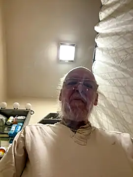 ScaryFun69 online show from October 28, 2025, 5:59 pm