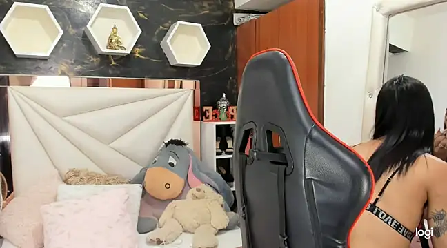 ximena slut 21 online show from December 19, 2024, 12:34 am