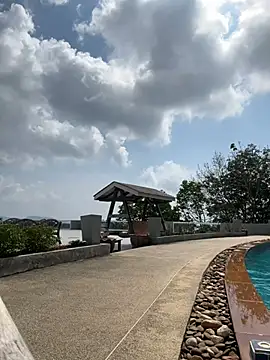 MonicaMilz online show from February 2, 2025, 7:41 am