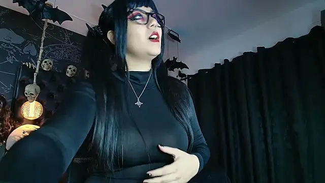 AlexHoe  online show from March 12, 2026, 6:47 pm