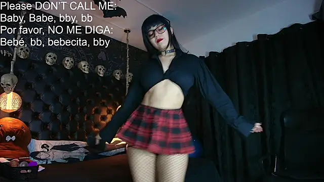 Snapshot of AlexHoe_ chatting on July 29, 2026, 6:28 pm AlexHoe online show from July 29, 2026, 6:28 pm