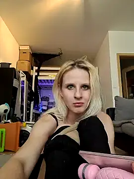 Snapshot of TeenCzechPussy chatting on January 29, 2025, 10:27 am TeenCzechPussy online show from January 29, 2025, 10:27 am