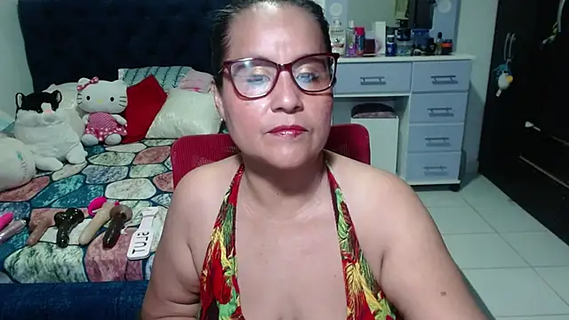 Snapshot of pervert_mommy_ chatting on October 29, 2025, 10:06 am pervert mommy online show from October 29, 2025, 10:06 am