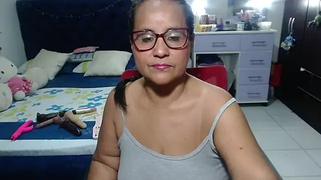 Snapshot of pervert_mommy_ chatting on March 11, 2026, 11:05 am pervert mommy online show from March 11, 2026, 11:05 am