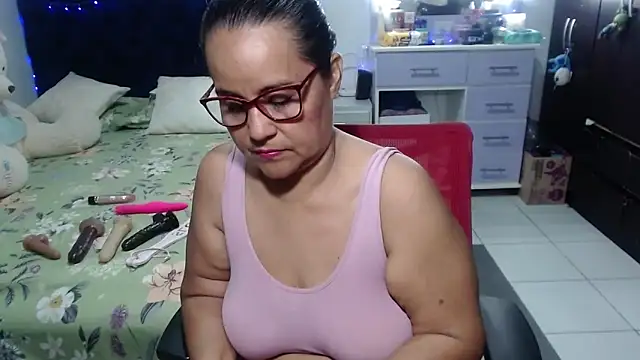 Snapshot of pervert_mommy_ chatting on March 20, 2026, 10:31 am pervert mommy online show from March 20, 2026, 10:31 am