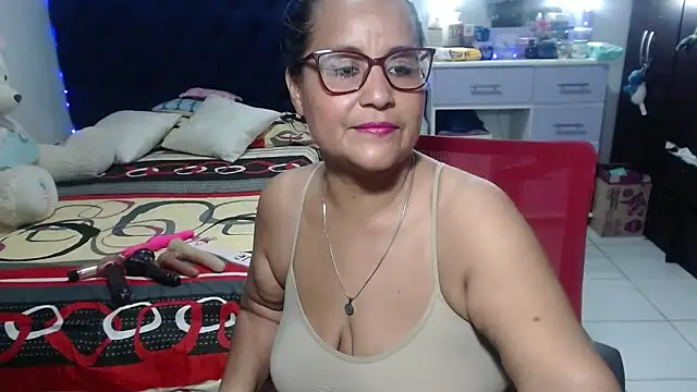 Snapshot of pervert_mommy_ chatting on March 26, 2026, 9:48 am pervert mommy online show from March 26, 2026, 9:48 am