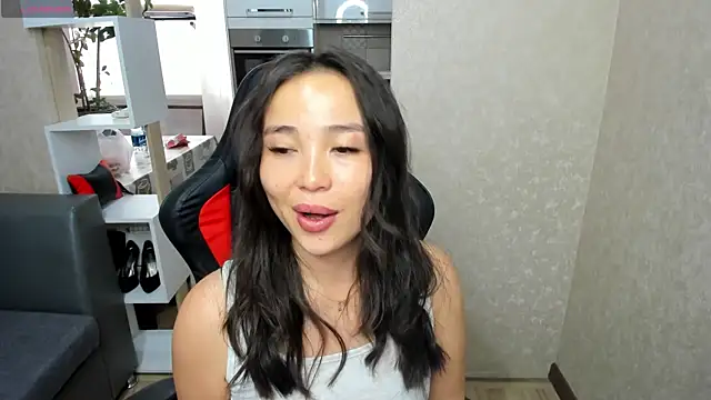 AyaMoon online show from September 16, 2025, 5:19 am