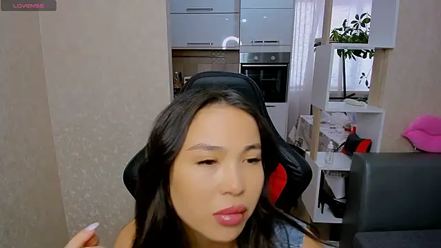 AyaMoon online show from September 19, 2025, 4:36 am