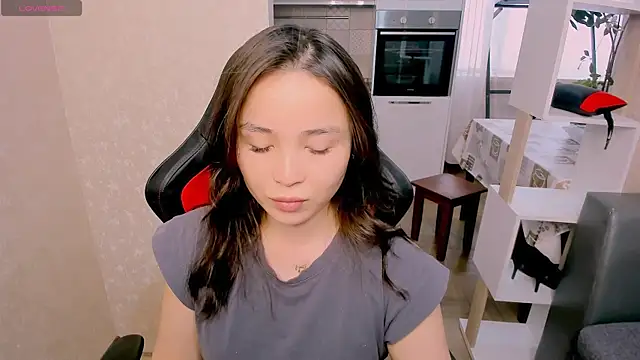 AyaMoon online show from October 16, 2025, 5:19 am