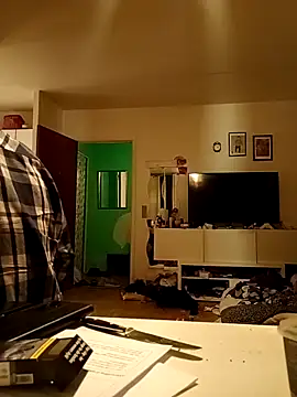 Bigutt73 online show from March 14, 2026, 2:06 am