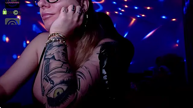 SonyaDevon online show from December 29, 2024, 8:00 am