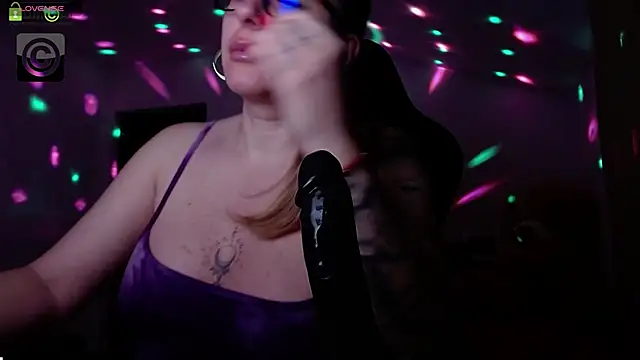 SonyaDevon online show from January 8, 2025, 4:12 am