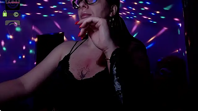 SonyaDevon online show from January 11, 2025, 6:03 am