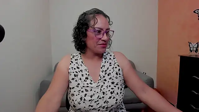 scarlet wet online show from June 19, 2026, 11:41 pm