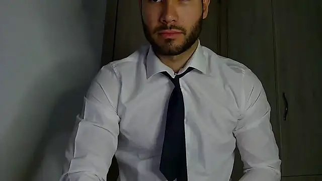 Snapshot of Justynn1 chatting on September 30, 2025, 9:31 pm Justynn1 online show from September 30, 2025, 9:31 pm