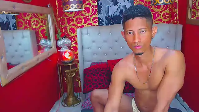 Snapshot of PEINBOYS chatting on November 12, 2025, 11:14 pm PEINBOYS online show from November 12, 2025, 11:14 pm