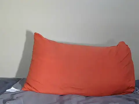 Snapshot of LICKABLETASH98 chatting on March 13, 2026, 6:31 am LICKABLETASH98 online show from March 13, 2026, 6:31 am