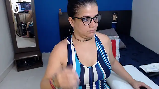 GlendaStarx online show from April 30, 2026, 9:19 pm