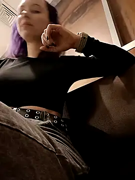 Frost foxy online show from January 25, 2025, 4:56 am