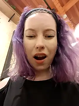 Frost foxy online show from February 9, 2025, 5:19 am