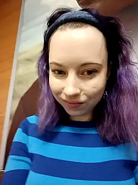 Frost foxy online show from February 22, 2025, 5:34 am