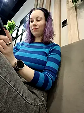 Frost foxy online show from February 22, 2025, 8:40 am