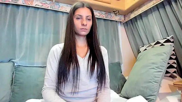 Snapshot of Dirty-Bya chatting on September 28, 2025, 6:46 pm Dirty-Bya online show from September 28, 2025, 6:46 pm
