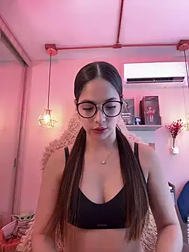 Zoe Bae online show from February 12, 2025, 9:33 pm