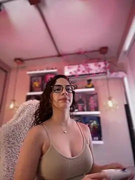 Zoe Bae online show from May 24, 2026, 8:14 pm