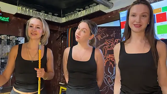 Snapshot of dirtypub chatting on October 12, 2025, 12:59 pm dirtypub online show from October 12, 2025, 12:59 pm