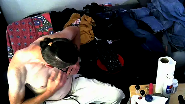 Snapshot of jjdirty6996 chatting on June 16, 2026, 12:30 pm jjdirty6996 online show from June 16, 2026, 12:30 pm