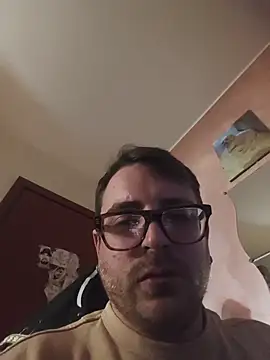 Aleee69 online show from March 26, 2026, 6:24 pm