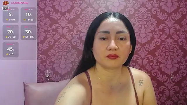 juliana diaz online show from June 12, 2026, 11:42 am