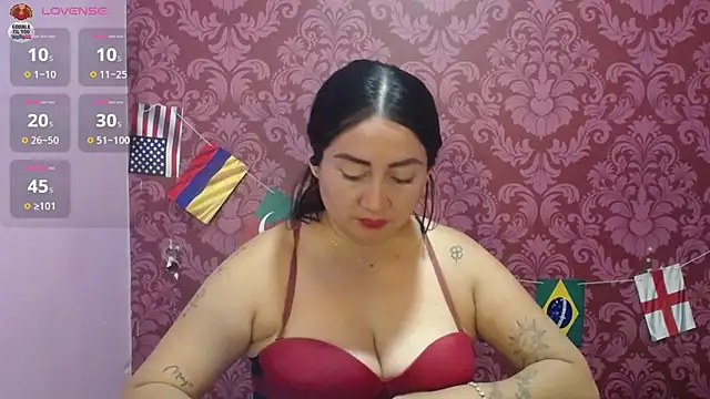Snapshot of juliana_diaz chatting on June 27, 2026, 1:17 pm juliana diaz online show from June 27, 2026, 1:17 pm