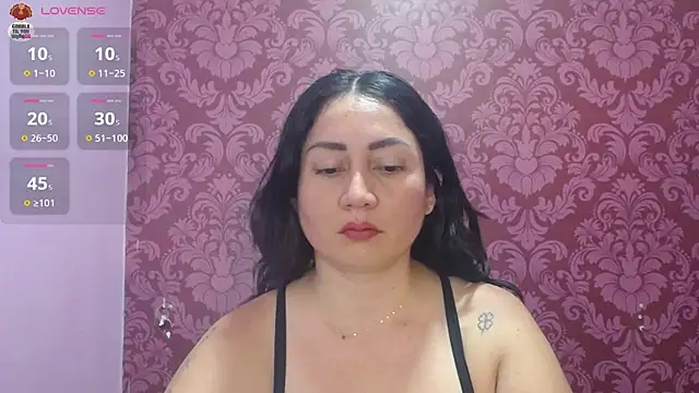 Snapshot of juliana_diaz chatting on June 30, 2026, 1:12 pm juliana diaz online show from June 30, 2026, 1:12 pm