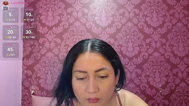 Snapshot of juliana_diaz chatting on August 7, 2026, 12:40 pm juliana diaz online show from August 7, 2026, 12:40 pm