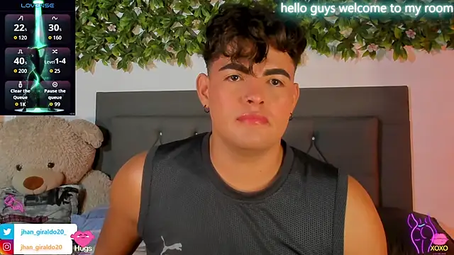 Snapshot of kamii_22 chatting on October 3, 2025, 3:09 pm kamii 22 online show from October 3, 2025, 3:09 pm