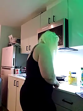 NikiFm online show from November 23, 2025, 5:18 am