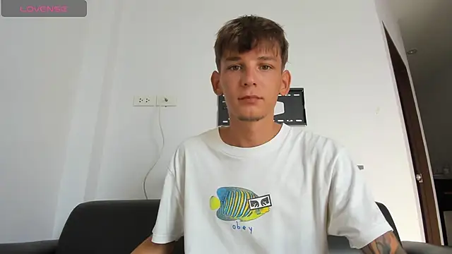 MiracleCam online show from March 26, 2026, 1:22 am