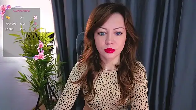 Snapshot of GirlfriendNina chatting on February 2, 2026, 4:55 am GirlfriendNina online show from February 2, 2026, 4:55 am